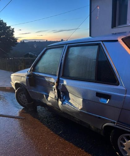 Üç tekerlekli elektrikli motosiklet ile otomobil çarpıştı: 1 ölü, 1 yaralı