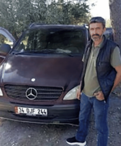 Zeytin toplarken arı soktu hayatını kaybetti