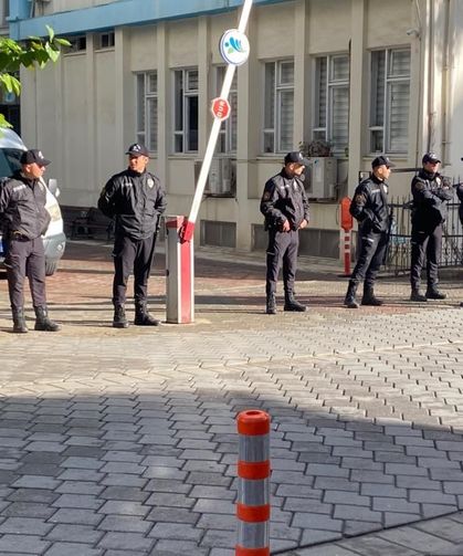 Merkezefendi Belediyesine operasyon! 27 kişi gözaltında