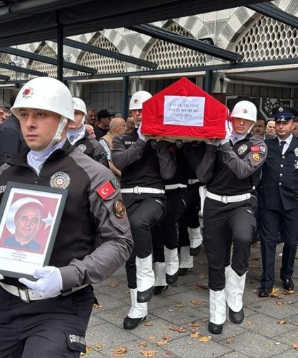 Rize'de hayatını kaybeden polis memuruna veda