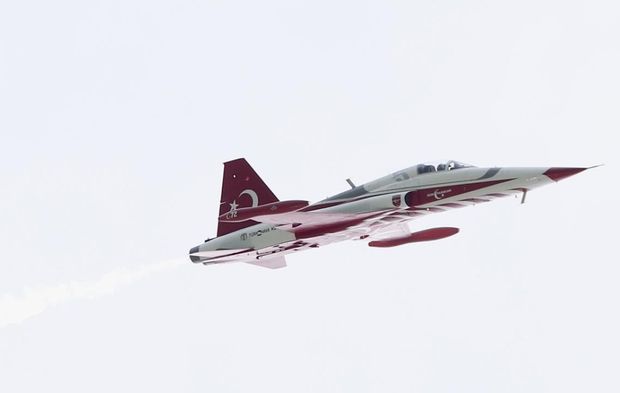Türk yıldızları ve SOLOTÜRK Samsun'da prova uçuşu yaptı