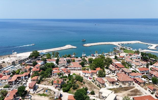Geçmişin izleriyle turizmde parlayan yıldız: Side Antik Kenti