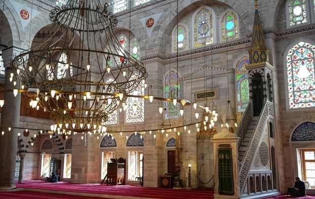 İstanbul’un zirvesindeki selatin eser: Edirnekapı Mihrimah Sultan Camisi