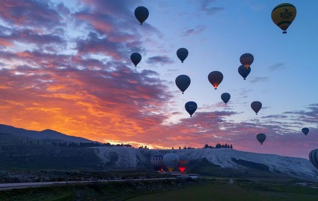 Pamukkale semalarında balon keyfi