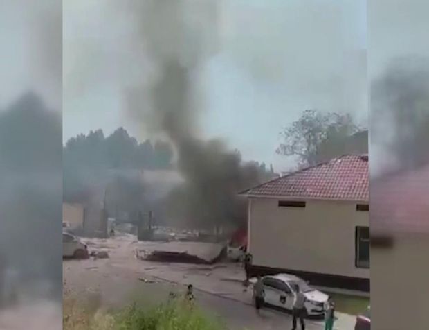 Kazakistan'da bir pansiyonda çıkan yangında 13 kişi hayatını kaybetti