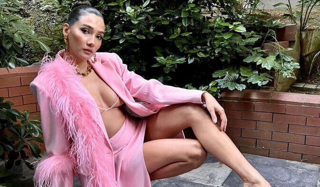 Aybüke Pusat’ın yeni imajı