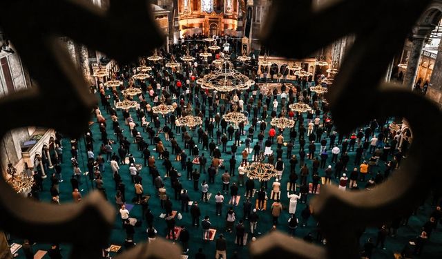 Bugün Miraç Kandili idrak edilecek