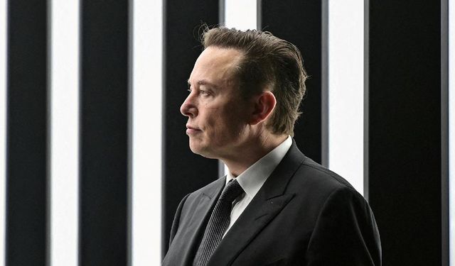 Elon Musk 11 çocuğu ve anneleriyle beraber yaşamak için malikane aldı