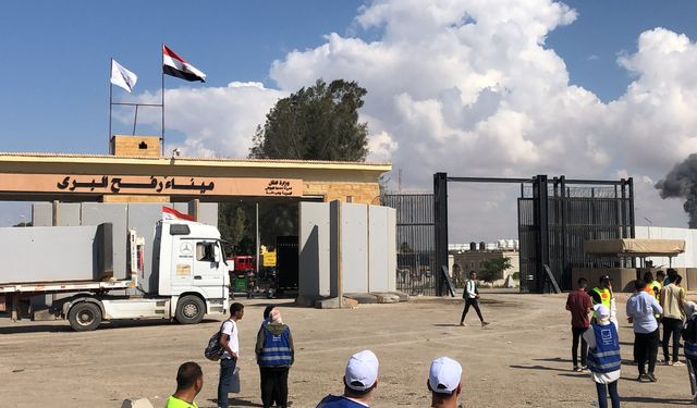 Katar: Refah Sınır Kapısı kısıtlama olmaksızın ve sürekli açık kalmalı