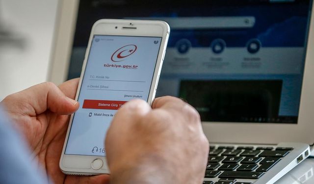 e-Devlet Kapısı'na 4,4 milyar girişle rekor kırıldı