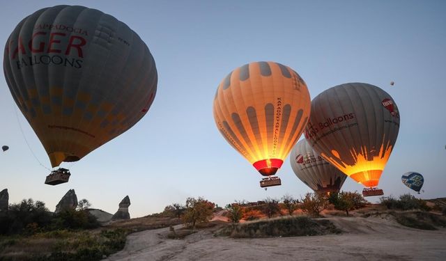 Kapadokya'da balon turlarına rüzgar engeli