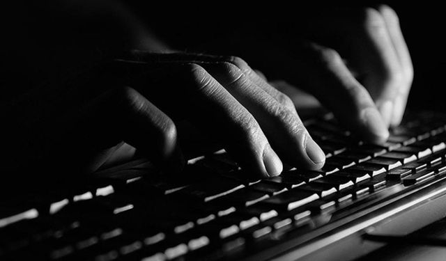 379 FETÖ iltisaklı sosyal medya hesabına erişim engeli getirildi