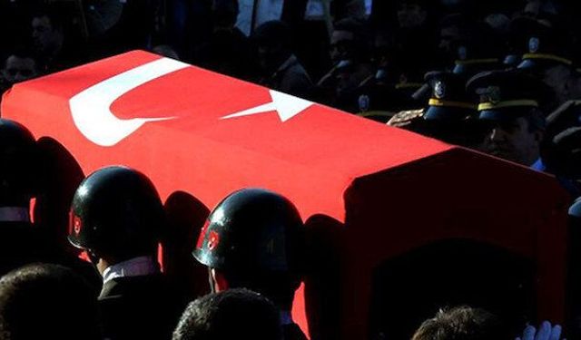İstanbul'da trafik kazası geçiren polis memuru şehit oldu