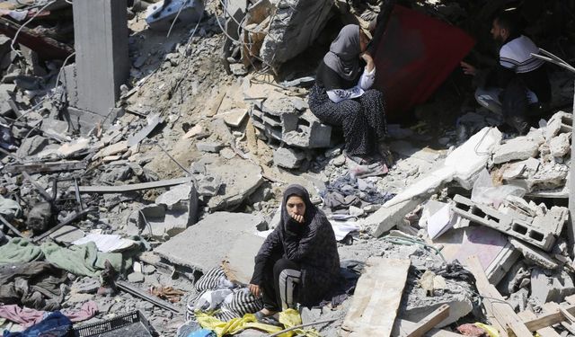 İsrail'in Gazze'ye gece boyu düzenlediği saldırılarda en az 19 kişi öldü