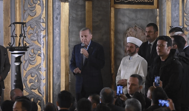Cumhurbaşkanı Erdoğan Ayasofya Camii'nde kıldığı cuma namazı sonrası cemaate hitap etti