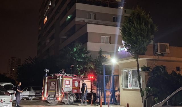 Adana'da apartman dairesinde yangın