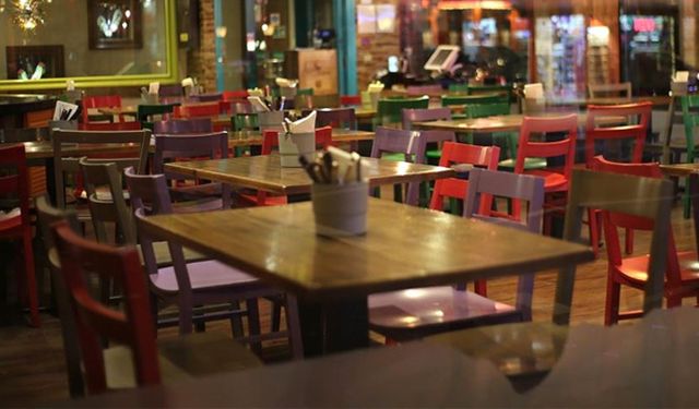 Kafe ve restoranlarda yeni dönem: Zorunlu servis ücreti yasaklanıyor