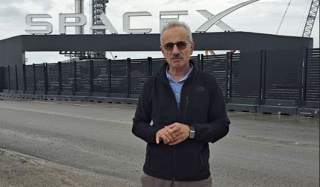 Uraloğlu’dan SpaceX'in üretim ve fırlatma tesisine ziyaret