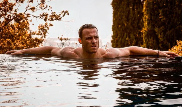 Kerem Bürsin'den yeni sevgilisi Selin Yağcıoğlu'na aşk yorumu