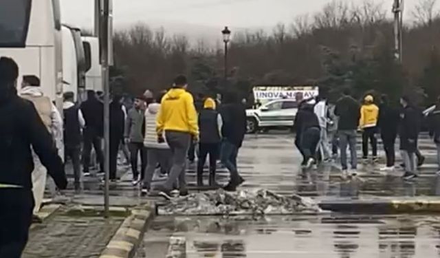 Ankaragücü taraftar grupları birbirine girdi! Çıkan kavgada ağır yaralılar var...