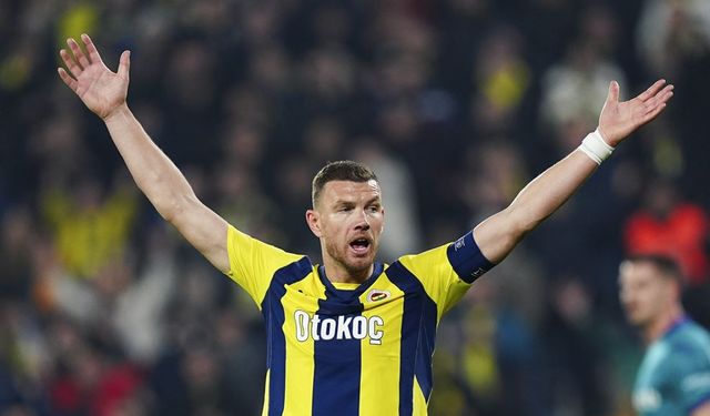 Fenerbahçeli futbolcu Dzeko'nun kırığı tespit edildi