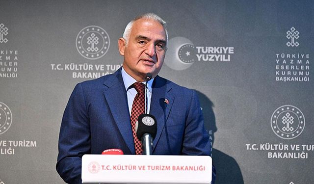 Bakan Ersoy: Turizmde yeni rekorlara yürümeye devam edeceğiz