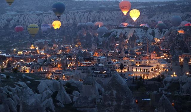 Kapadokya'yı son 10 yılda 5 milyona yakın turist kuş bakışı seyretti