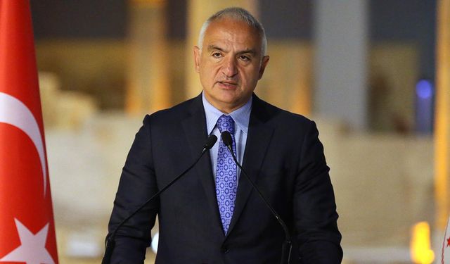 Bakan Ersoy açıkladı: Yılın 9 ayında 50 milyar dolar turizm geliri sağlandı