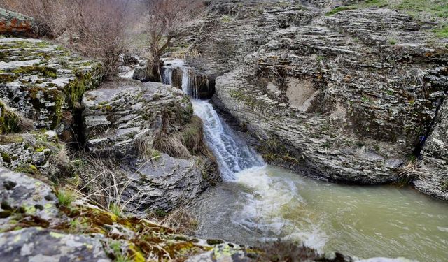 Ağrı'nın saklı güzelliği Bekiran Şelalesi güzelliğiyle mest ediyor