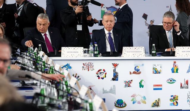 Cumhurbaşkanı Erdoğan: Dönüşümü Avrupa kıtası olarak öncelikle kendi evimizde başlatmalıyız