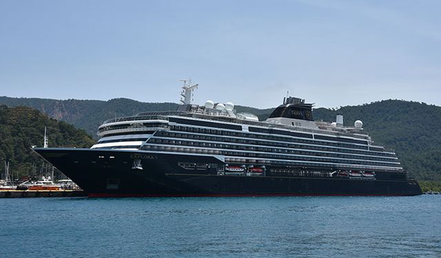 "Explora I" kruvaziyeri Marmaris'e 639 yolcu getirdi