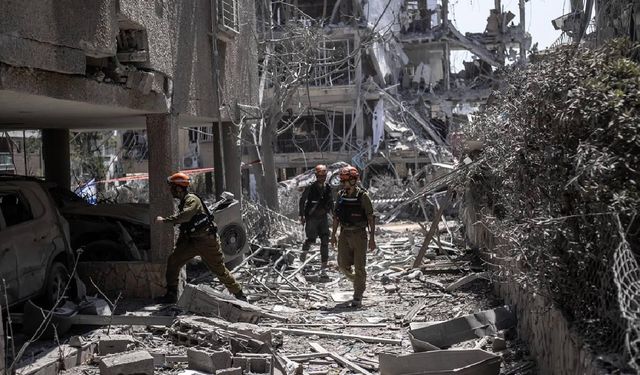 Suudi Arabistan Veliaht Prensi, İran Cumhurbaşkanı ile İsrail'in saldırılarını görüştü