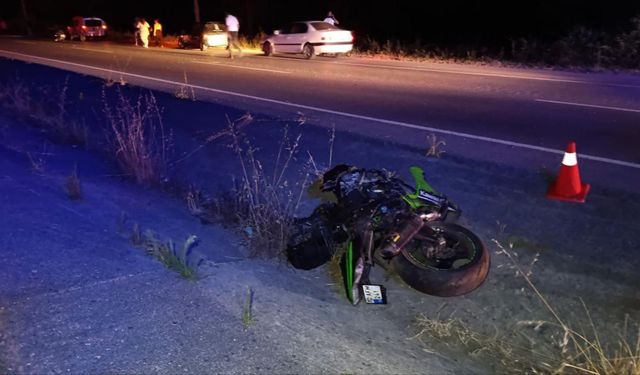 Sakarya'da otomobil ile iki motosiklet çarpıştı: 1 ölü, 3 yaralı