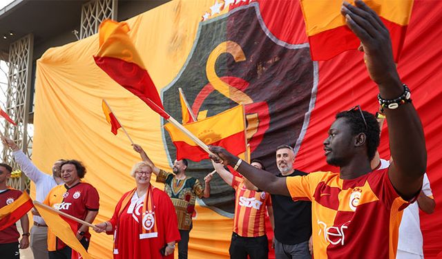 Senegal'de Galatasaray'ın 25. şampiyonluğu kutlandı