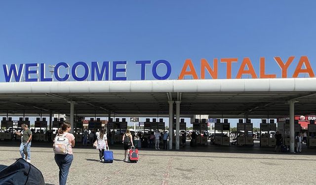Antalya'ya 9 ayda 14 milyonu aşkın turist geldi