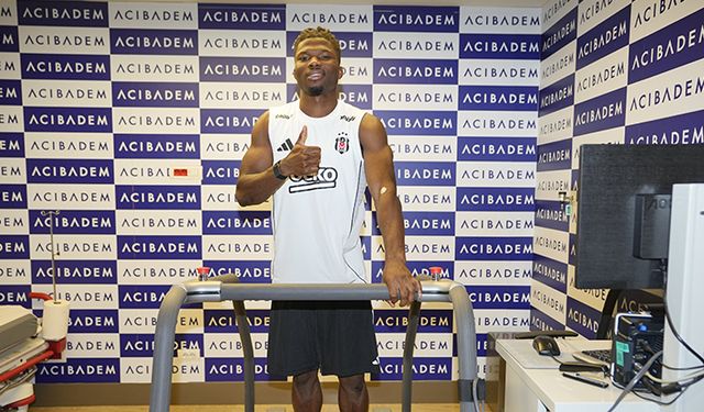 Beşiktaş’ı yeni transferi El Bilal Toure, sağlık kontrolünden geçti