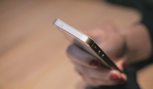 Milyonlarca cep telefonu kapanacak! Sayılı gününüz kaldı