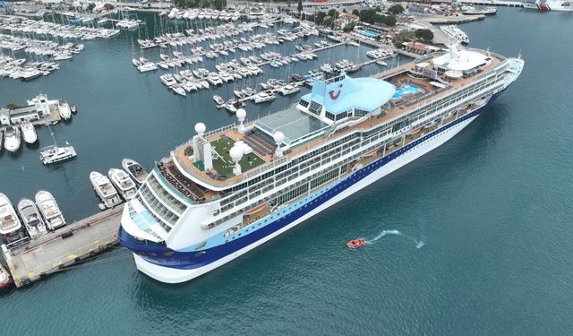 Marella Discovery 2 kruvaziyeri Marmaris'e 1695 turist getirdi