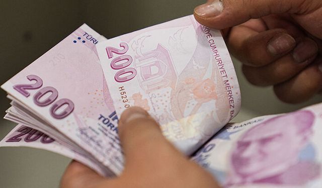 AK Parti’den asgari ücrete ara zam açıklaması
