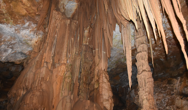 Karaca Mağarası'nda ziyaretçi sayısı 110 bini geçti