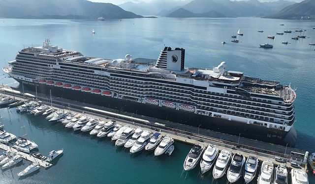 "MS Nieuw Statendam" kruvaziyeri Marmaris'e 2 bin 594 turist getirdi