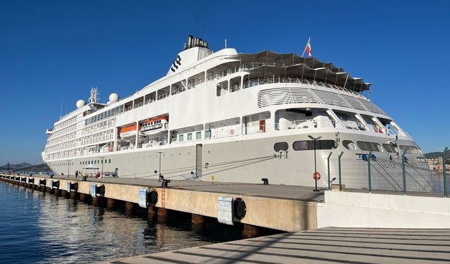 "Silver Whisper" kruvaziyeriyle Bodrum'a 340 turist geldi