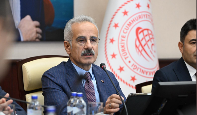 Bakan Uraloğlu: Esenboğa metrosuna 2026'da başlıyoruz