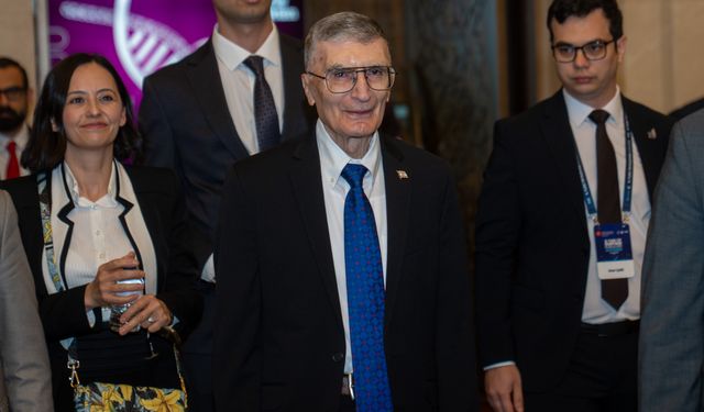 Türk Tıp Dünyası Kurultayı Ankara'da başladı