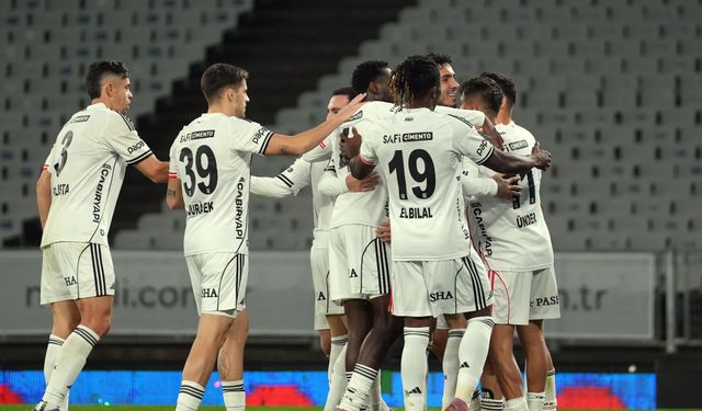Beşiktaş, Fatih Karagümrük'ü 2 golle geçti