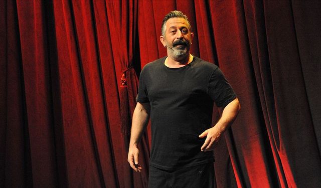 Cem Yılmaz "CMXXIV" gösterisiyle 22 Aralık'ta sahne alacak