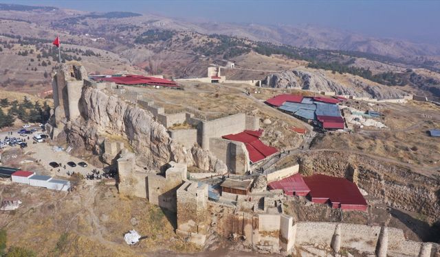 Harput Kalesi'ndeki arkeolojik kazılarla Fetih Mescidi gün ışığına çıkarılacak