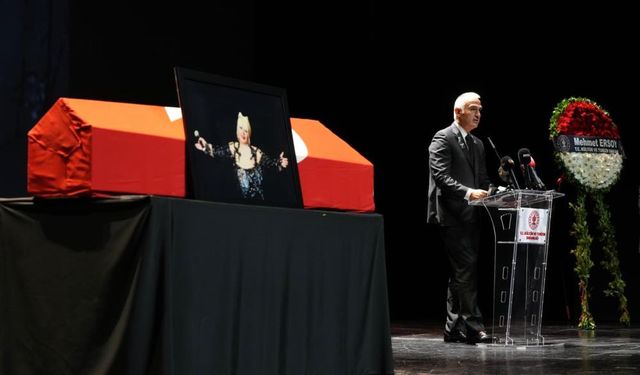 Muazzez Abacı’ya veda! AKM’de tören düzenlendi