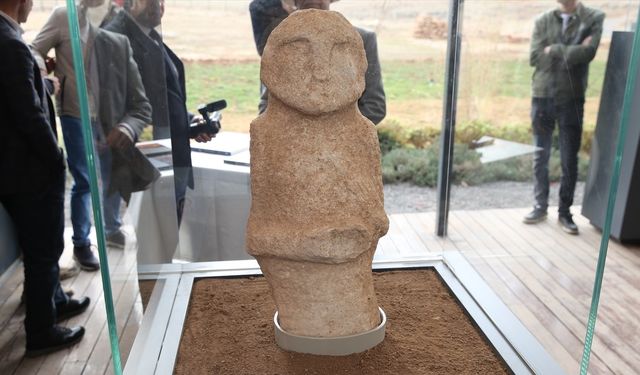 Neolitik dönemin 3 boyutlu insan heykelleri ilk kez sergilenecek
