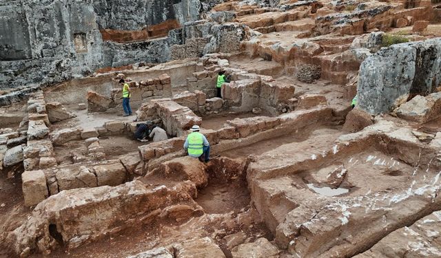Perre Antik Kenti'nde Roma dönemine ait 1500 yıllık yaşam alanı bulundu